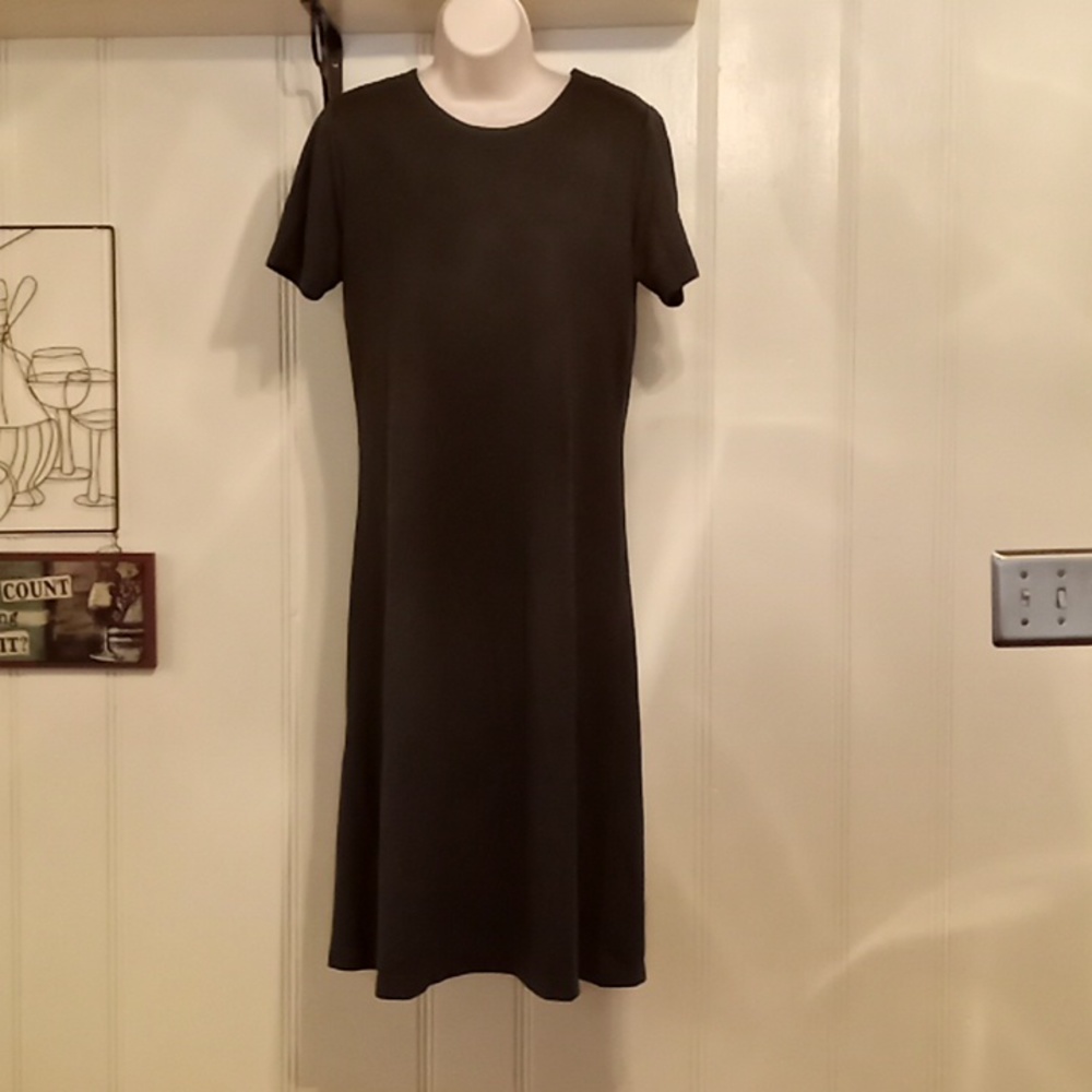 BNWT Susan Graver Shortsleeve Dress Sz XS Olive Green